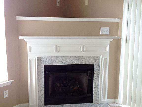 3rd image of 901 Cinnamon Dr