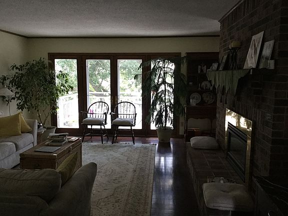 5th image of 1815 Knollwood Dr