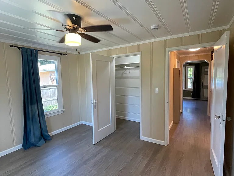 2201 W Park Ave — Photo 11