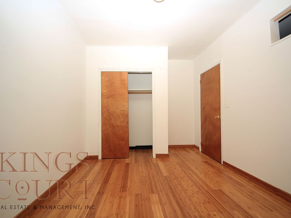 2nd image of 534 E 6th St APT 8