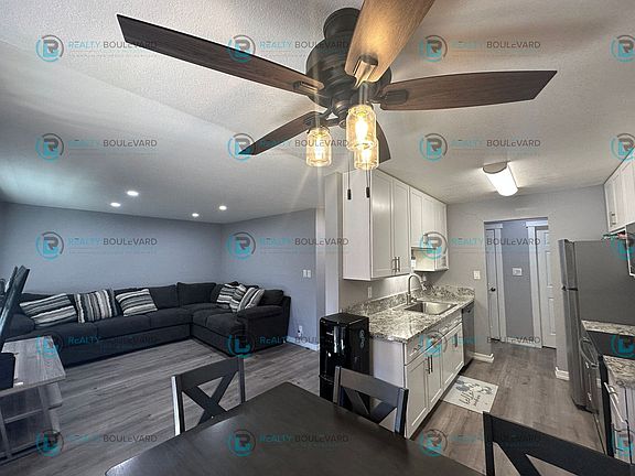 5th image of 3901 Clear Acre Ln APT 5