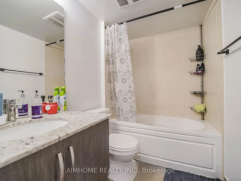 20 Meadowglen Pl #226 — Photo 17
