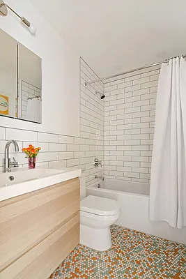 Sold by Corcoran | media 14