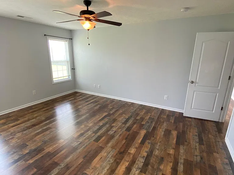 353 Kingston Rd — Photo 5