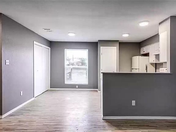 2nd image of 8410 Riverstone Dr