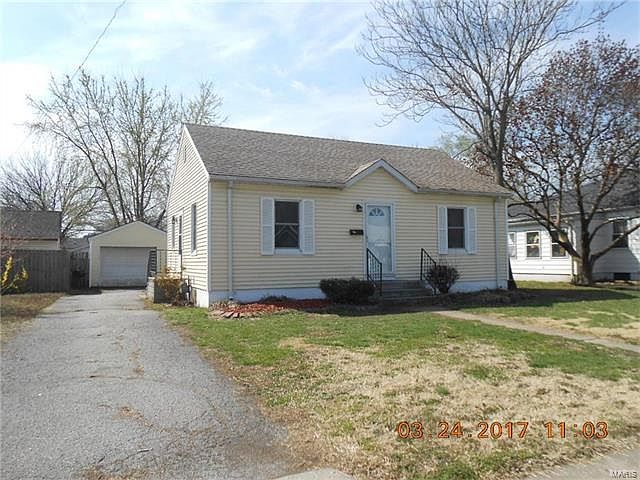 1st image of 2118 Woodlawn Ave