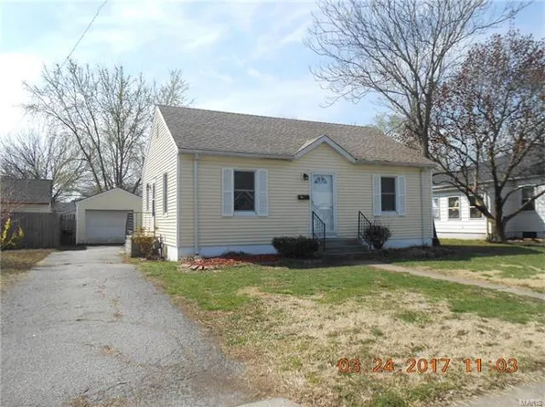 2118 Woodlawn Ave, Granite City, IL 62040