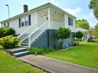 112 Cobb St, Easley, SC 29640