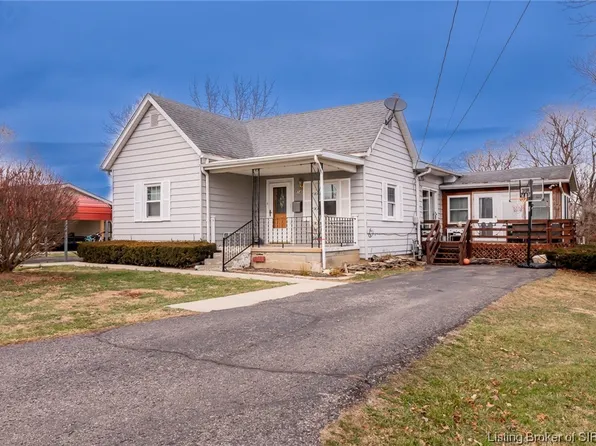 814 Smith Street, Salem, IN 47167