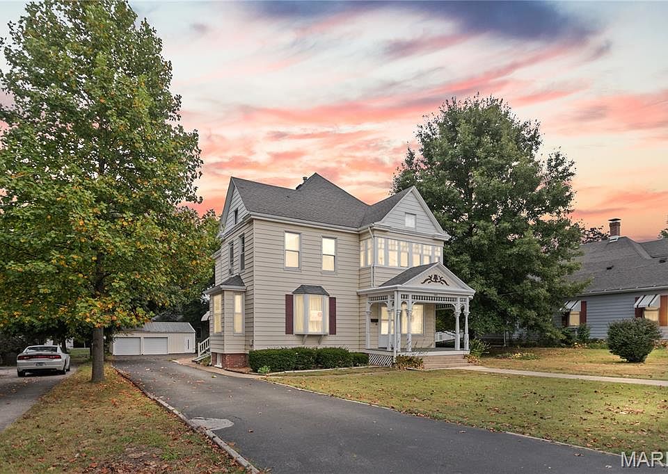 1st image of 205 Barr Ave