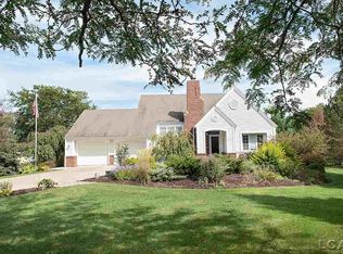 2702 Burwyn Hills Dr, Tecumseh, MI 49286