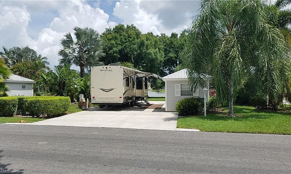 1st image of 10231 Nightwood Dr
