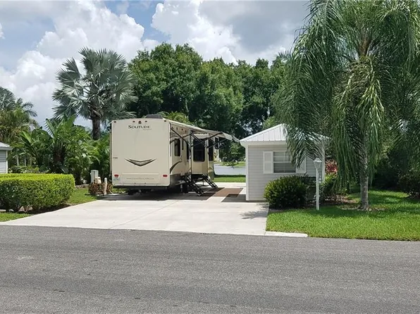 10231 Nightwood Dr, Fort Myers, FL 33905