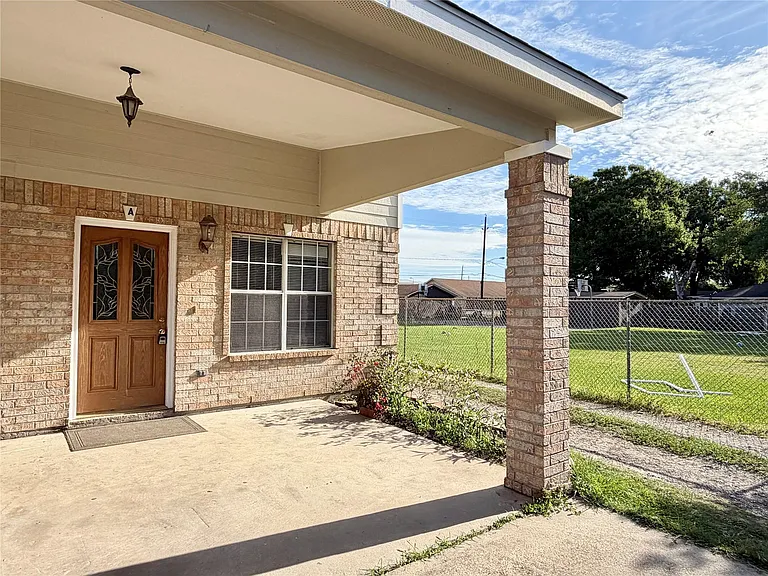 11102 Maize Ln #A — Photo 18