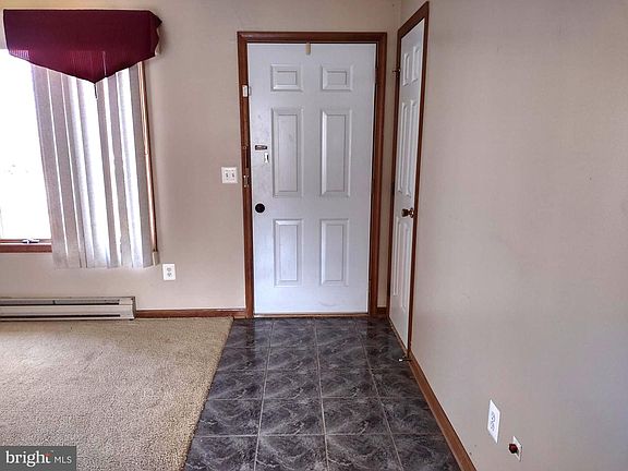 5th image of 66 Ayers Dr