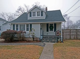 120 Ferndale Blvd, Islip, NY 11751