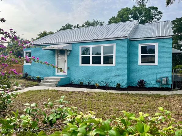 2414 CRILL Avenue, Palatka, FL 32177