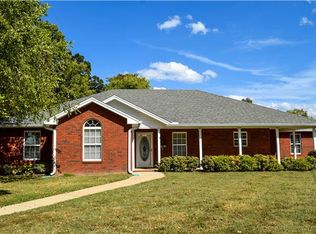 401 N Russell St, Portland, TN 37148