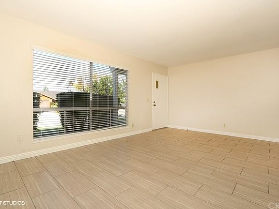 2nd image of 1017 Broken Creek Ln