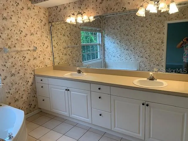 3625 Square West Ln #4 — Photo 8