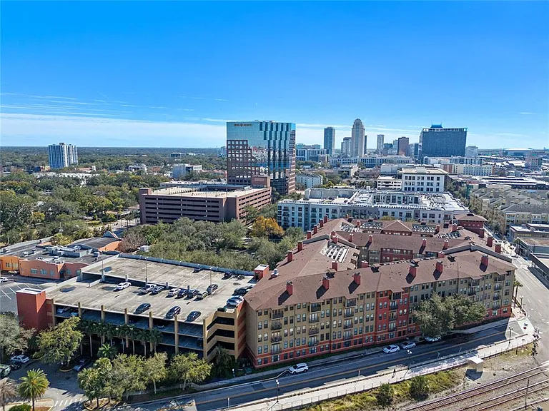 911 N Orange Ave #309 — Photo 48