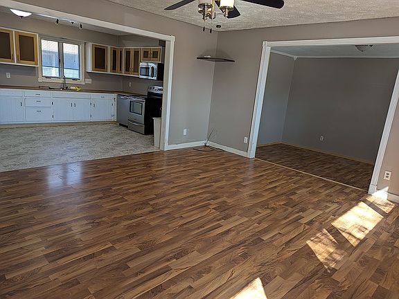 5th image of 1501 E H St