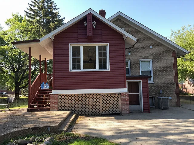 36 E Touhy Ave — Photo 3