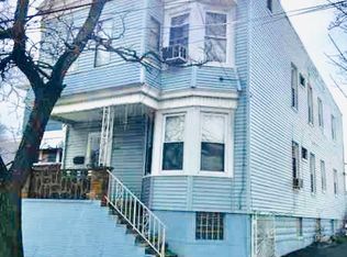 408 14th Ave #1, Irvington, NJ 07111