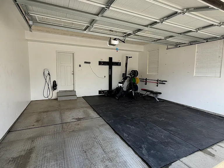 603 E Mill Farm Ct — Photo 18