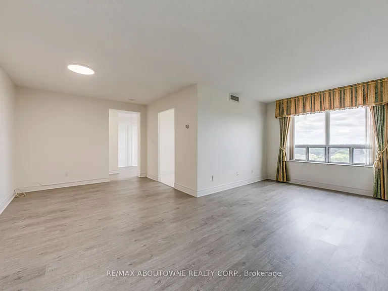 5418 Yonge St #1805 — Photo 6