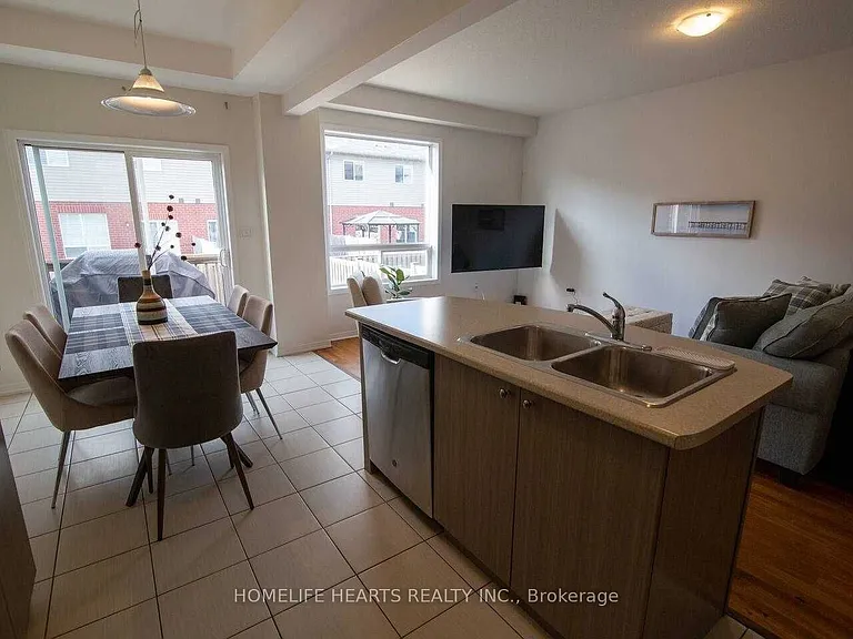 70 Beach Blvd — Photo 18