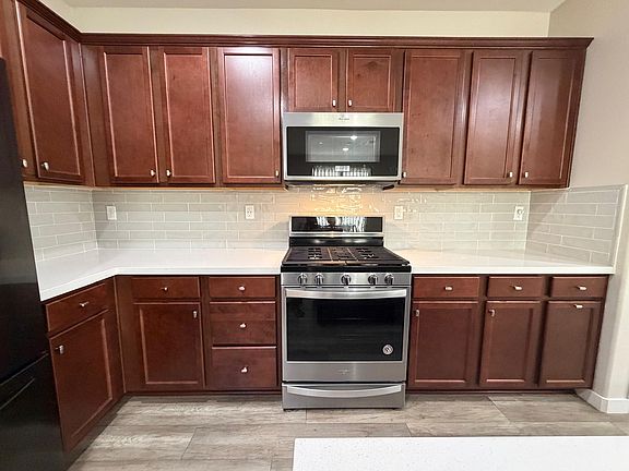 5th image of 2282 S Podere Dr