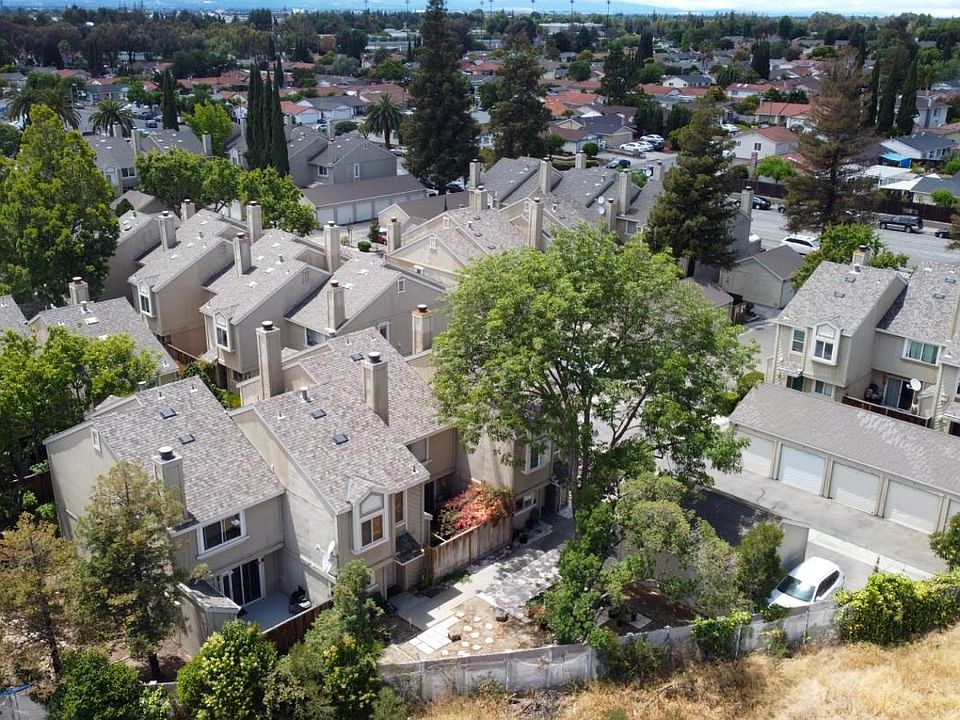 1st image of 404 Tortola Way