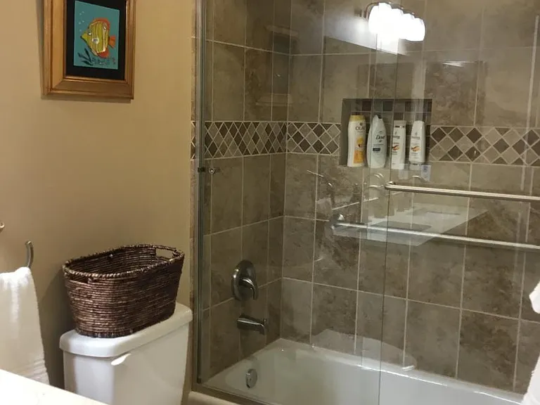 877 Linden Ave #E — Photo 6