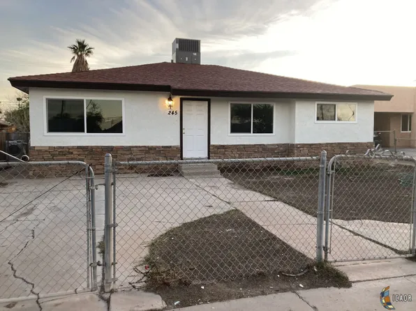 2451 W Orange Ave, El Centro, CA 92243