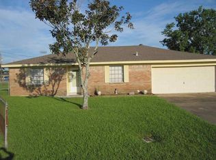 3 Parkland St, Bridge City, TX 77611