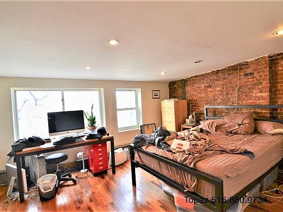 3rd image of 1131 Dean St APT 5