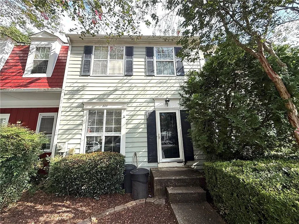 2 bed, 2.0 bath, 1152 sqft, $2,200 — Photo 1