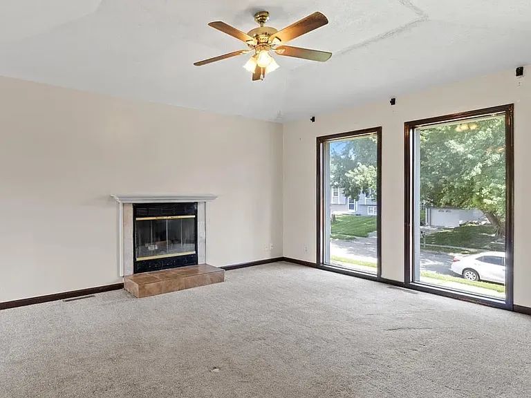 13005 Ames Ave — Photo 7