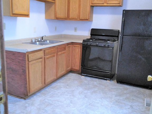2nd image of 3017 Fremont Ave N #1