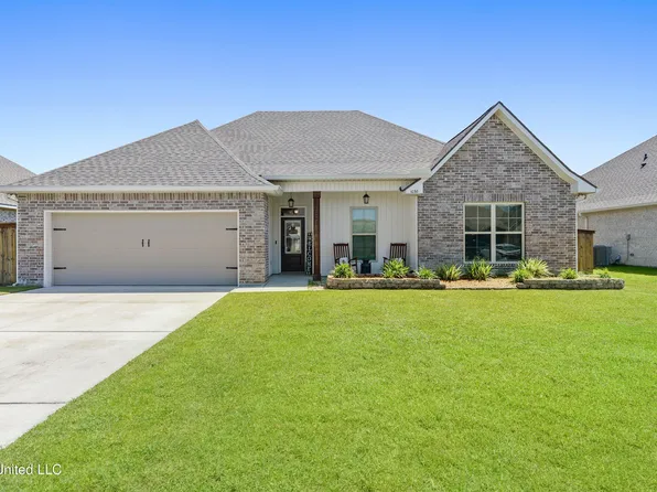 1038 Castine Pointe Blvd, Long Beach, MS 39560