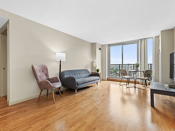 3rd image of 8 Museum Way APT 2301