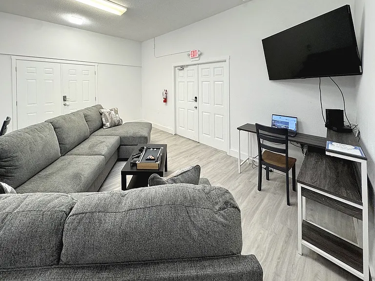 Haven on Canal Apartments — Photo 33