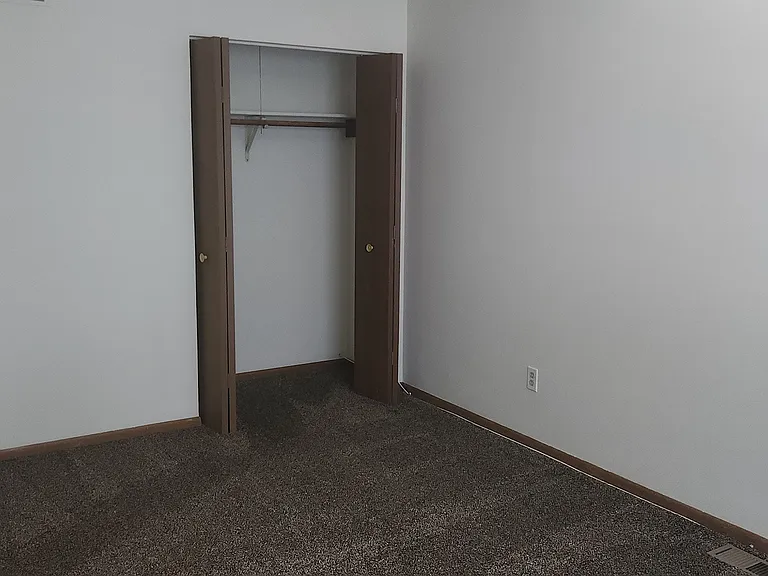1269 Getzelman Dr #2W — Photo 6