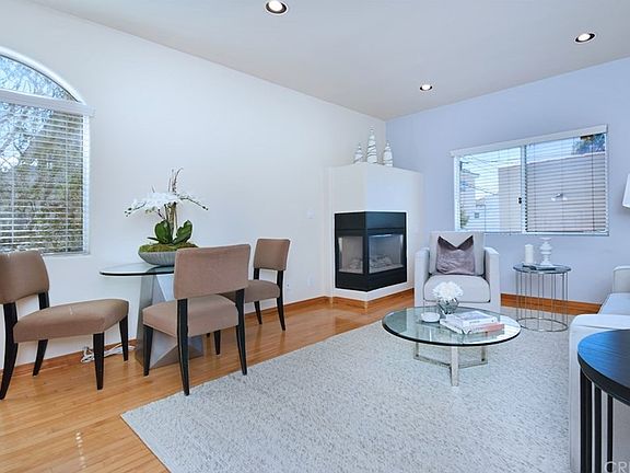 5th image of 1312 Stanford St