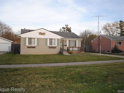 711 Georgia Ave, Marysville, MI, 48040