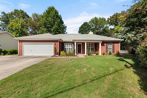 165 Brass Oak Dr Photo 1