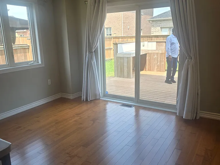 134 Springdale Dr — Photo 5