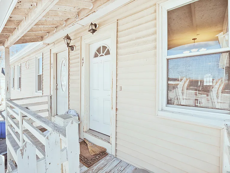 47 Campbell St #2 — Photo 29