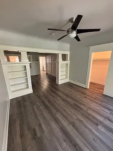 728 E St #302 Photo 1
